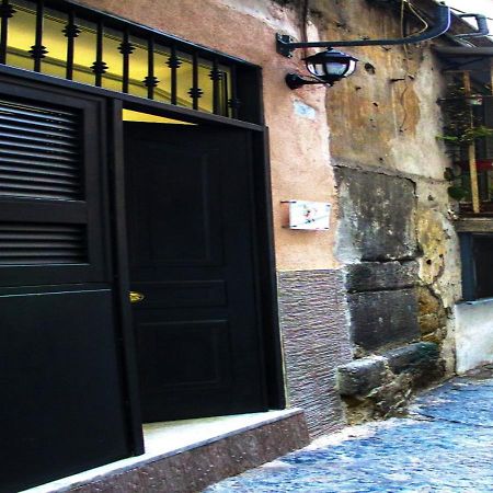 'O Vascio Di Rosa Villa Napoli Bagian luar foto